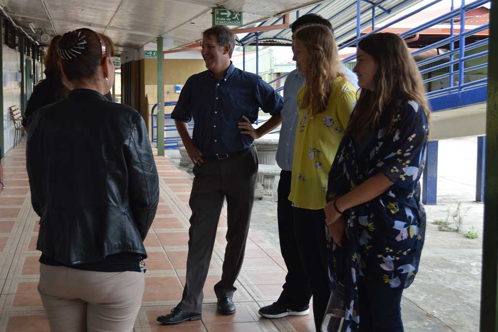 Intern-Teaching-in-Costa-Rica