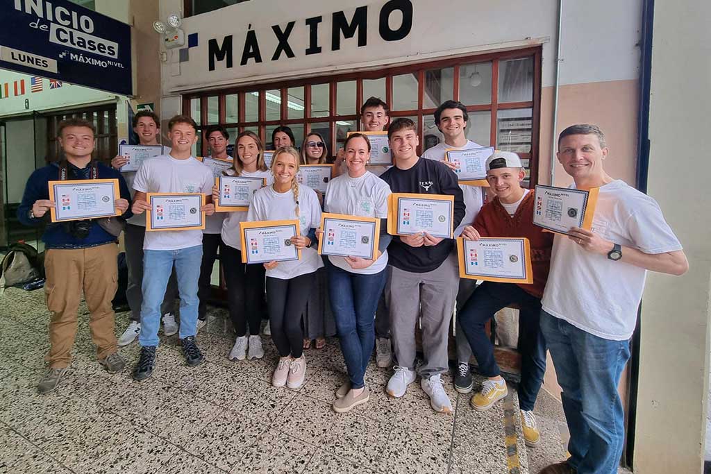 Maximo-Nivel-A-Trusted-Partner-in-International-Education