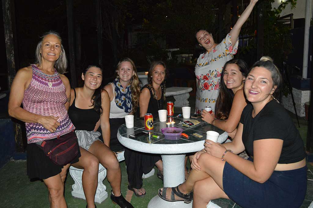 TEFL-Network-with-other-TEFLers