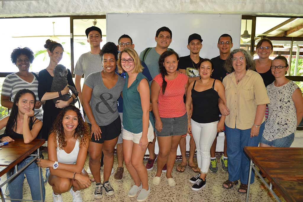 Teaching-English-individuals-from-all-walks-of-life