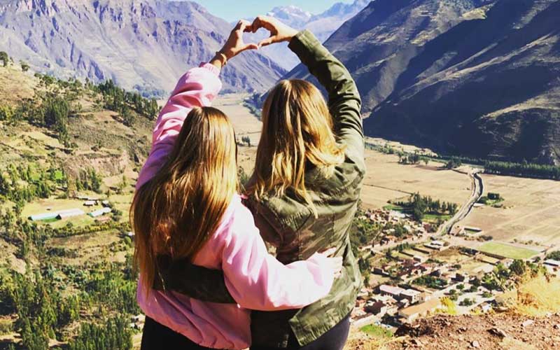 Valentine-Volunteering-Peru