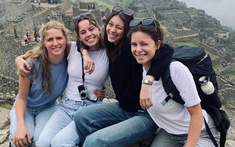make-new-friends-Gap-Year-Programs-Latin-America