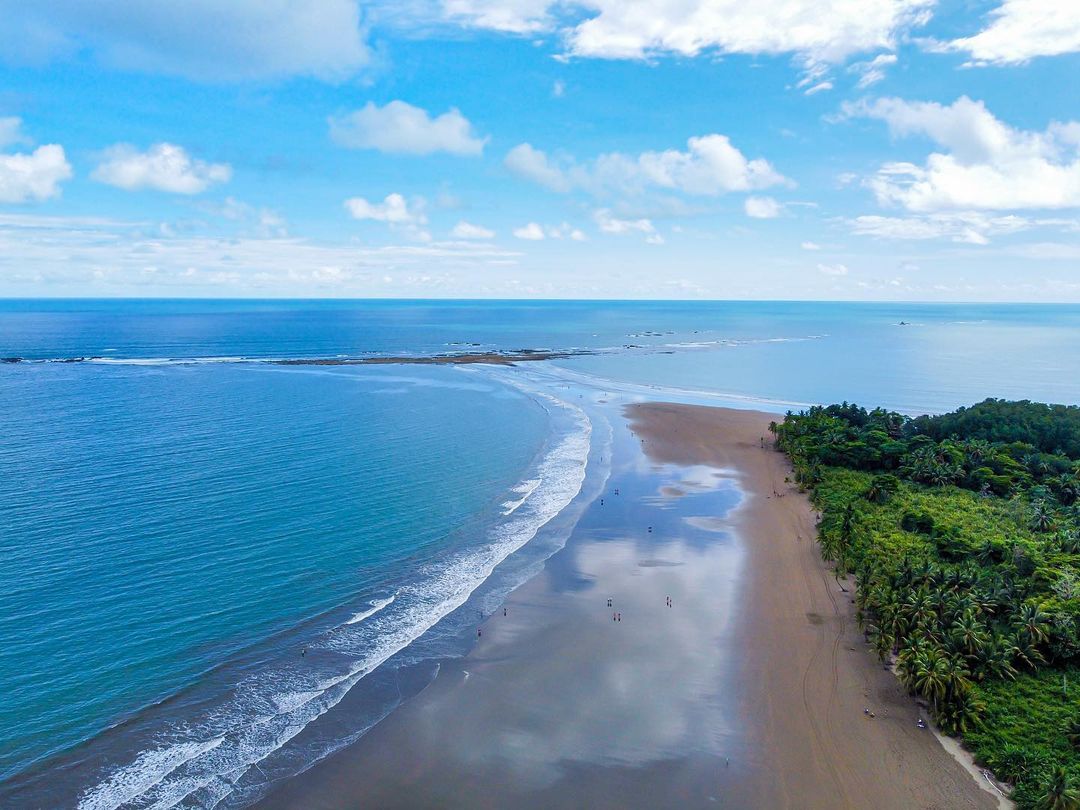 bahia ballena cr beach
