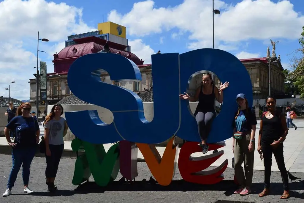 making-friends-study-abroad-summer-costa-rica