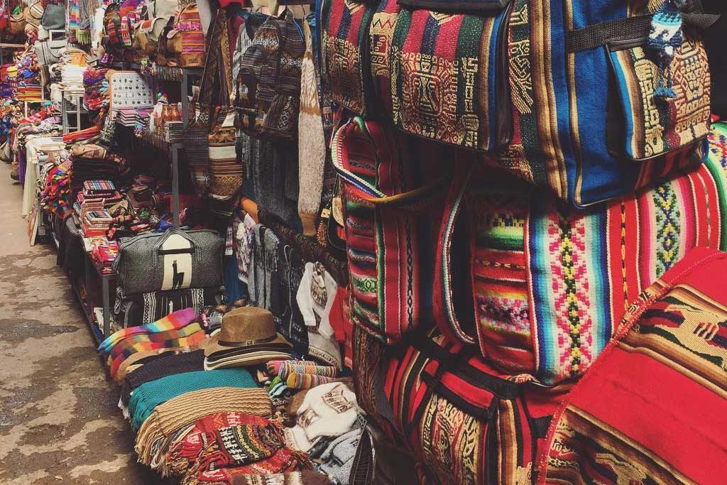Scams at the Markets in Cusco, Peru