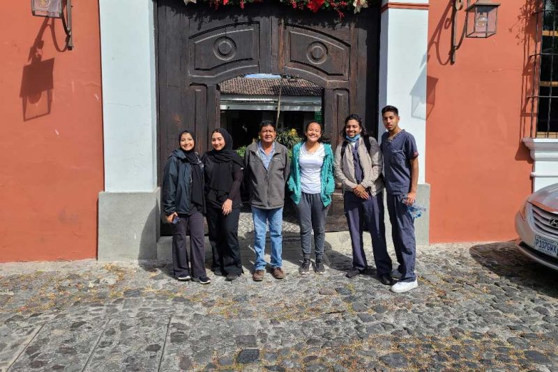 pre-med-students-mission-trip-guatemala