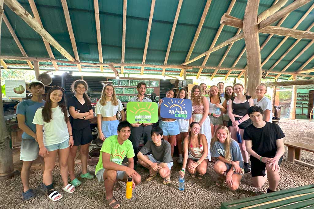 volunteer-abroad-for-teens-in-latin-america