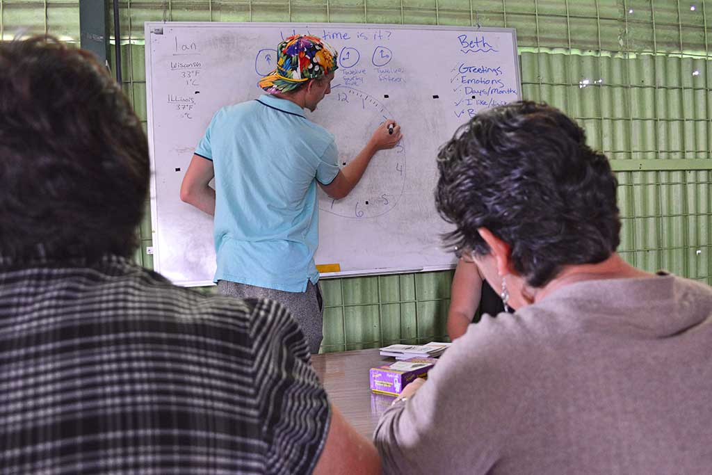 volunteer-teaching-english-in-costa-rica