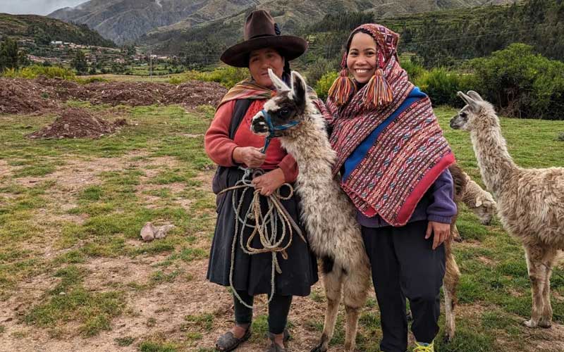 women-empowerment-peruvian-andes