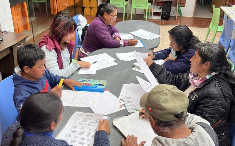 women-empowerment-volunteer-latin-america